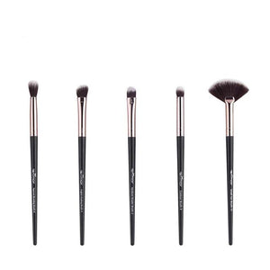 BEAUTY Makeup brush